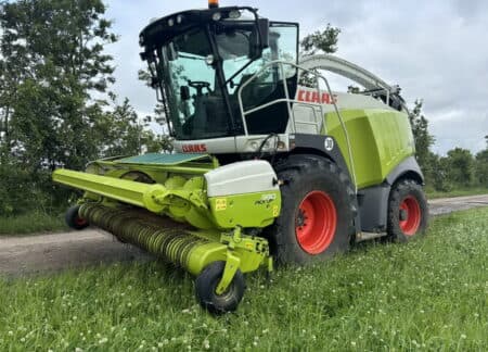 Кормоуборочный комбайн Claas Jaguar 900 #50190