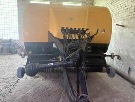 Пресс-подборщик New Holland BB 9080 #50224